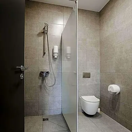 Restart Aparthotel 3*
