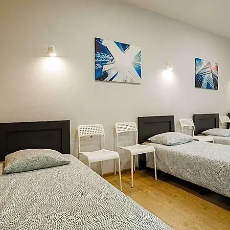 Restart Aparthotel 3*